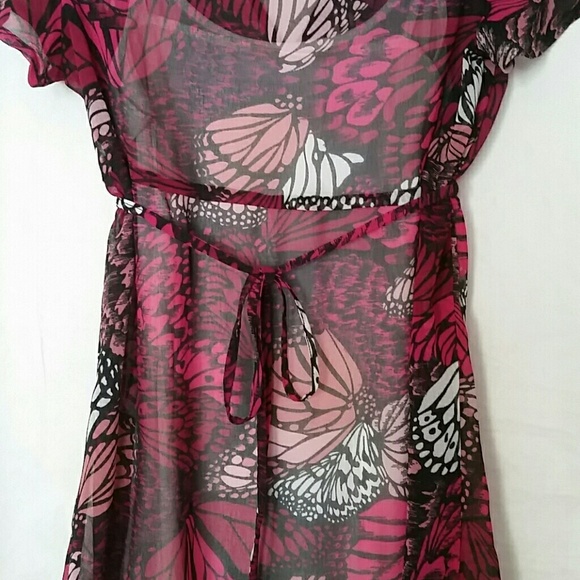 NWOT Two Hearts Maternity Sheer Butterfly Top - Picture 8 of 8